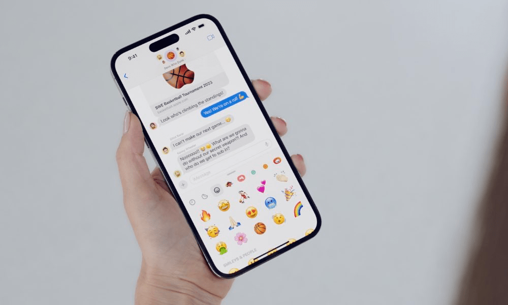 How to Fix Stickers Not Working in Messages App on iPhone 1 How to Fix Stickers Not Working in Messages App on iPhone 1