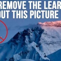 How to Remove the Spotlight Wallpaper Icon from Windows 11? 5
