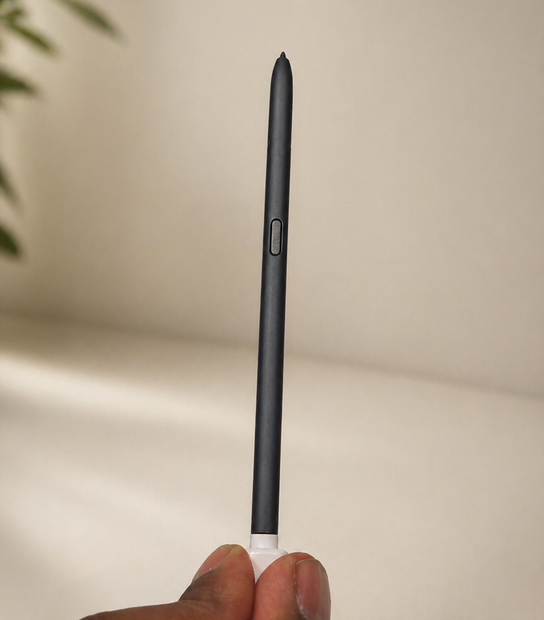 I used the Samsung Galaxy S26 Ultra for a month: Here’s my honest take 18 Man holding S Pen