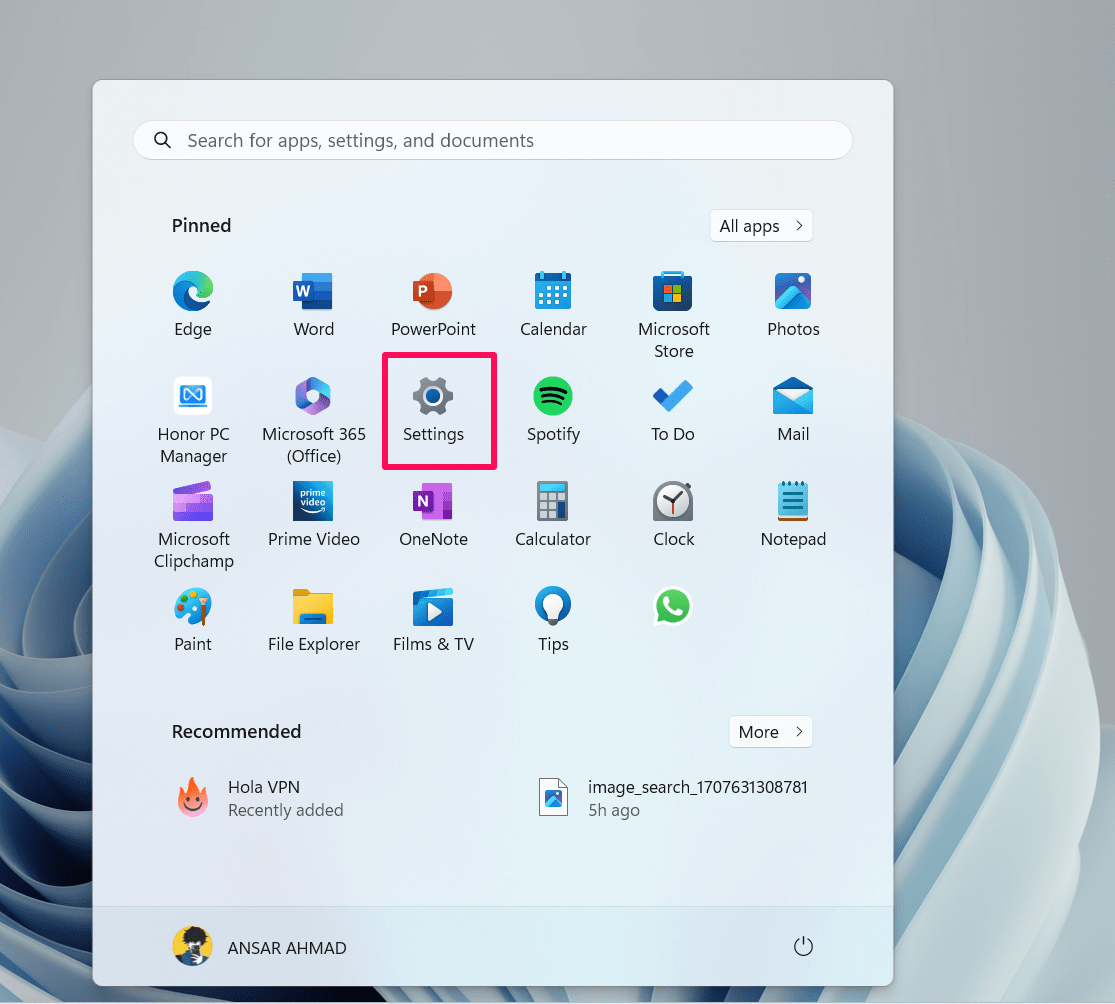 How to Customize Icons on Windows 11 2 Click on the Settings app