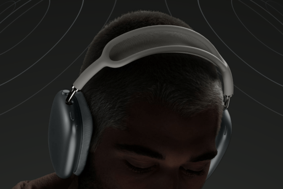Apple Launched New Over-the-Ear AirPods Max 1 airpods max over-the-ear headphone lauch India