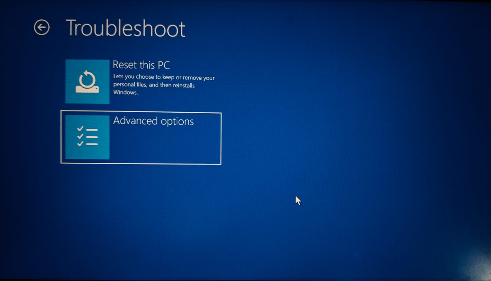 What to do if your PC Randomly Shutting Down 28 click on Advanced options