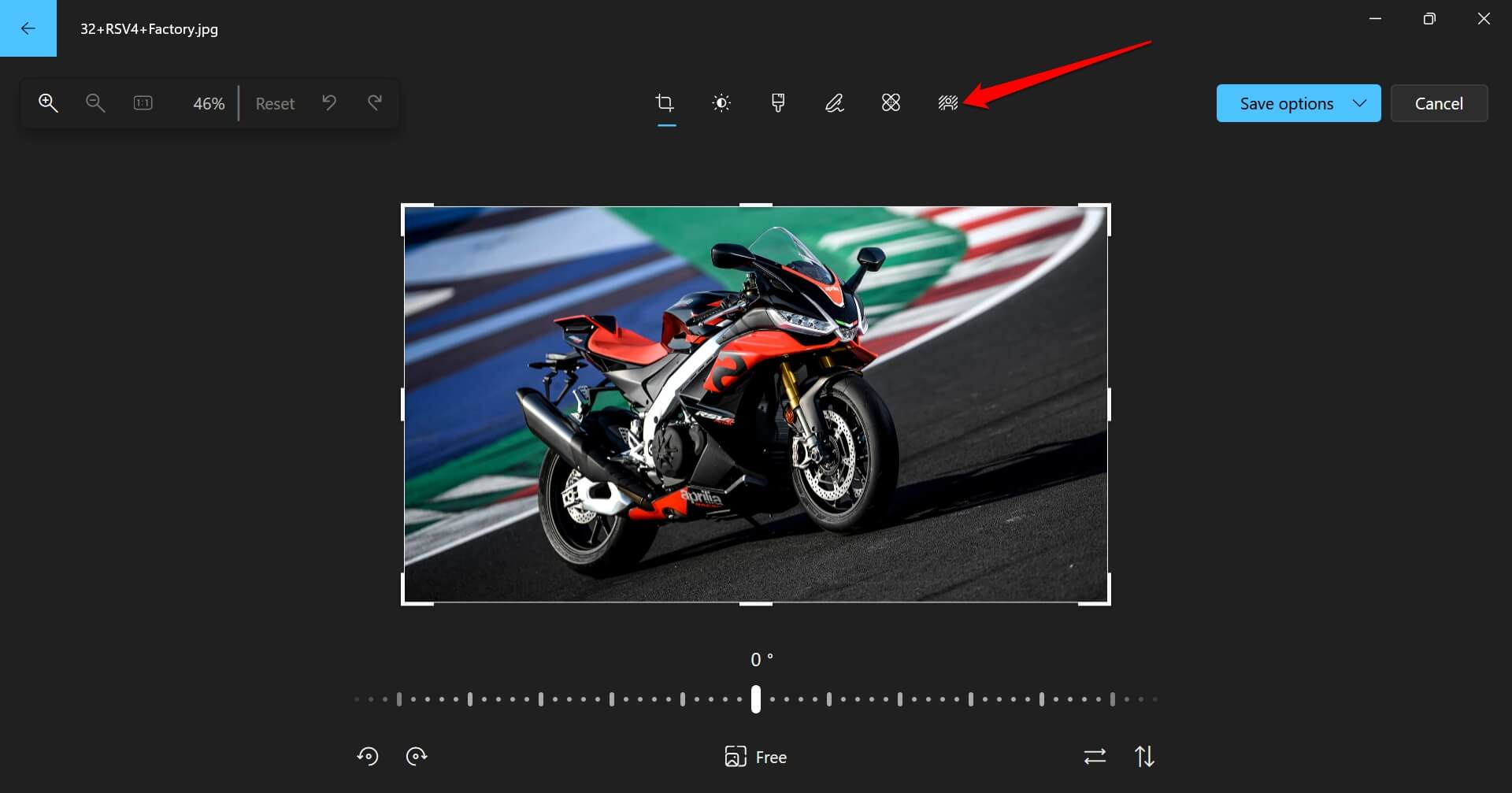 How to Make Background Transparent in Windows Photos App 4 click the background blur button in Windows Photos app
