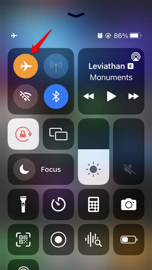 How to Fix WhatsApp Unable to Send Pictures on iPhone? 3 disable the flight mode on iPhone