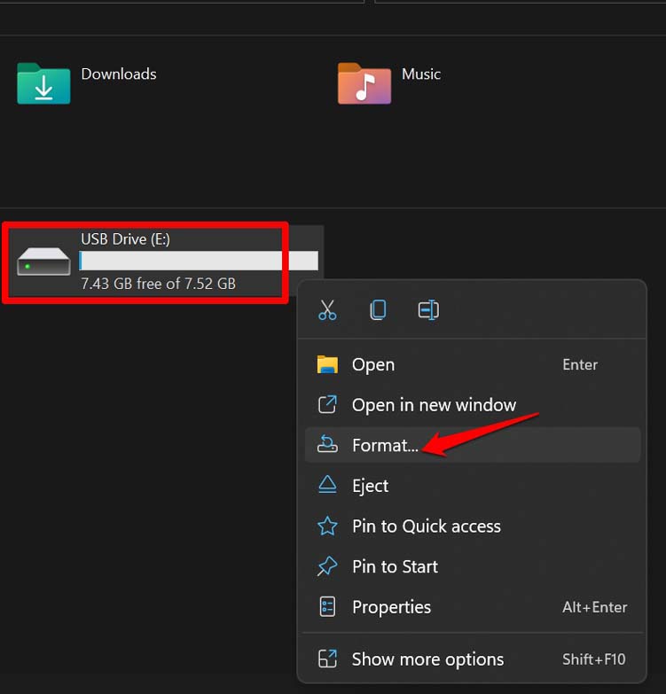 How to Fix Files Not Deleting from USB Drive on PC 4 format the USB drive on windows OS