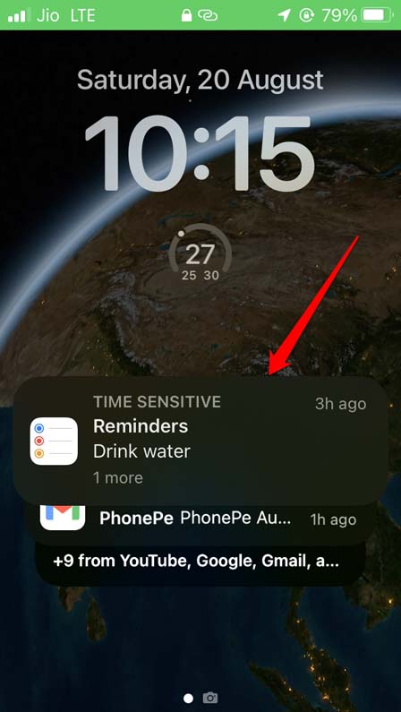 notification stacked over each other