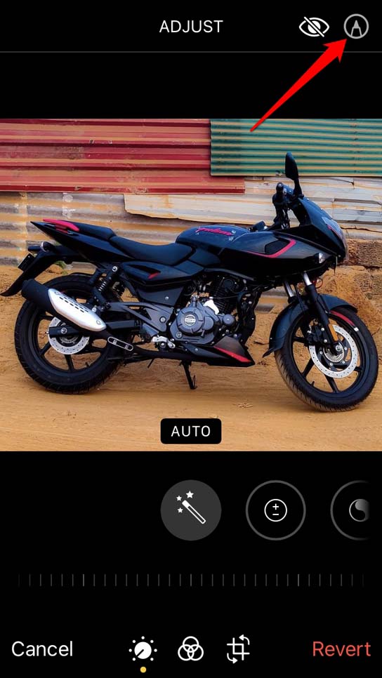 How to Add Watermark to Photos on iPhone Using in-built Photo Editor 3 photo editor of iOS