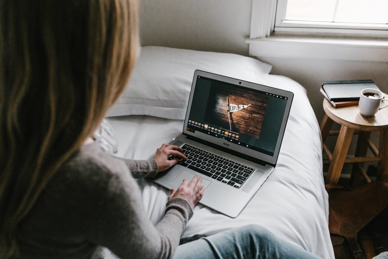 How to Play MOV Files on Mac? 1 How to Play MOV Files on Mac