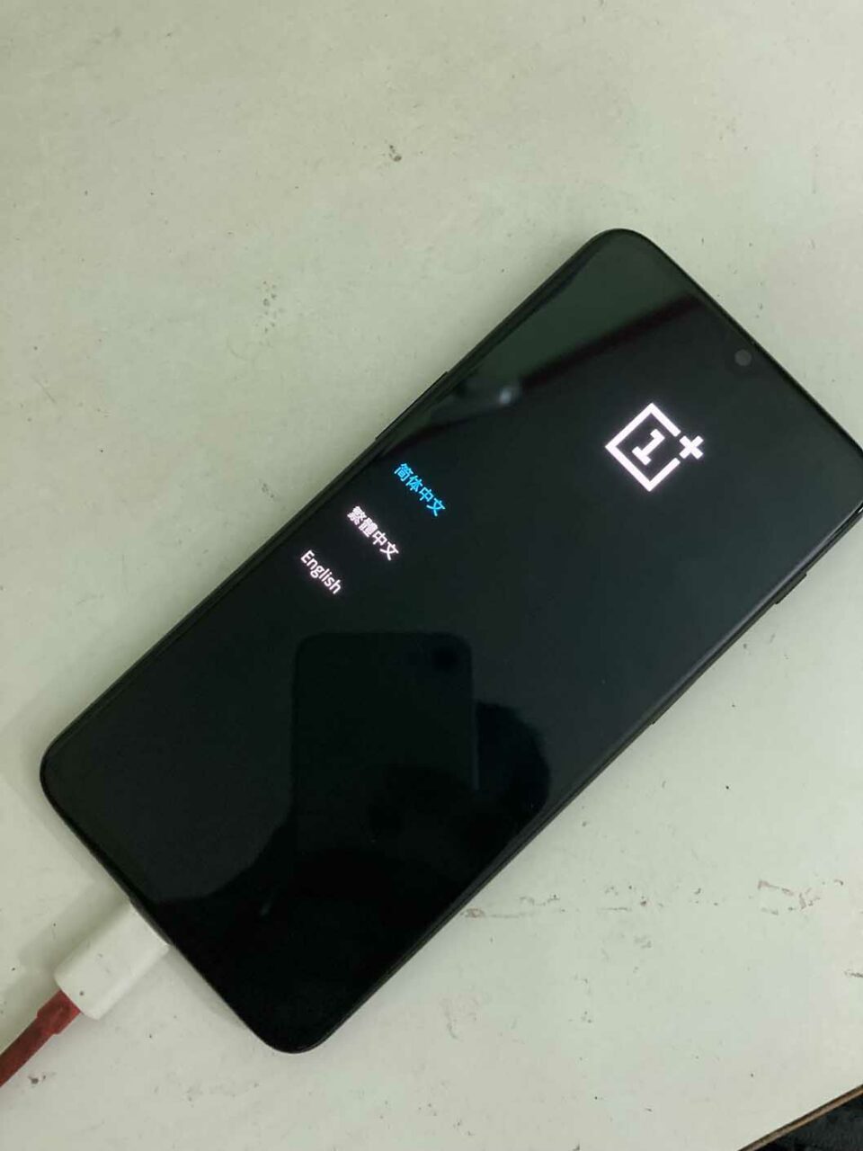 How to Fix OnePlus Stuck on Boot Screen? 5 select the language