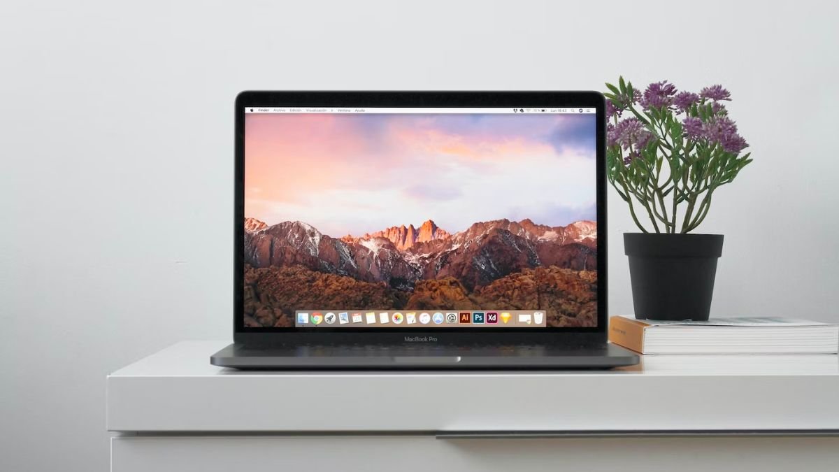 How to Take a Screenshot on Mac: 5 Easy Methods 1 How to take screenshots on Mac
