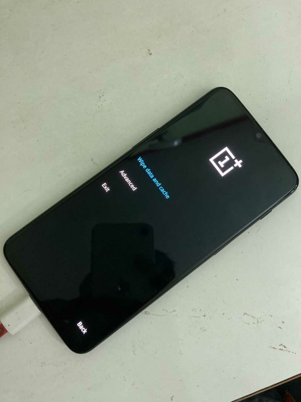 How to Fix OnePlus Stuck on Boot Screen? 6 wipe data and cache